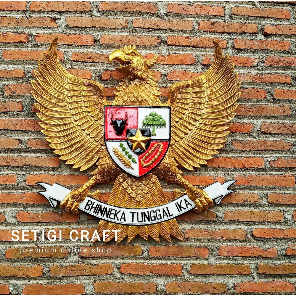 Detail Lambang Garuda Pancasila Emas Nomer 27