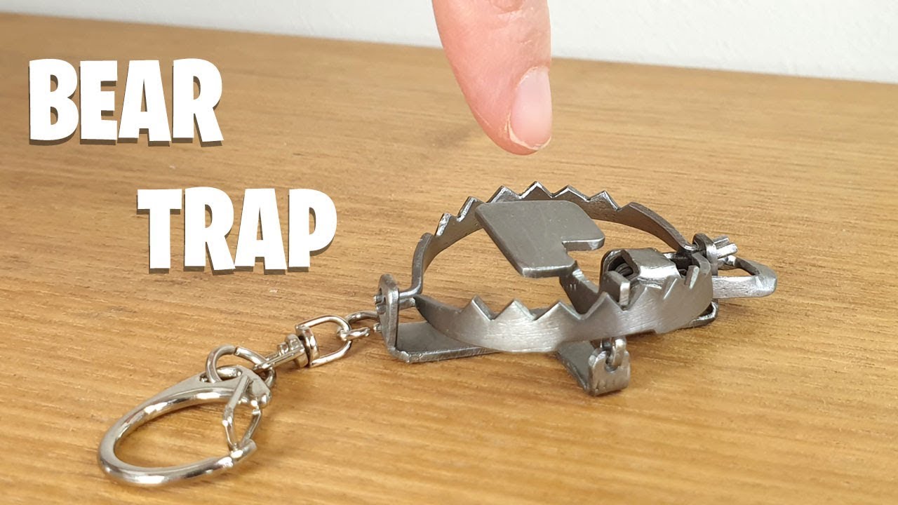 Mini Bear Trap Keychain - KibrisPDR