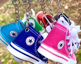 Detail Mini Converse Keychain Nomer 6