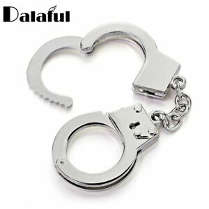 Detail Mini Handcuffs Keychain Nomer 22