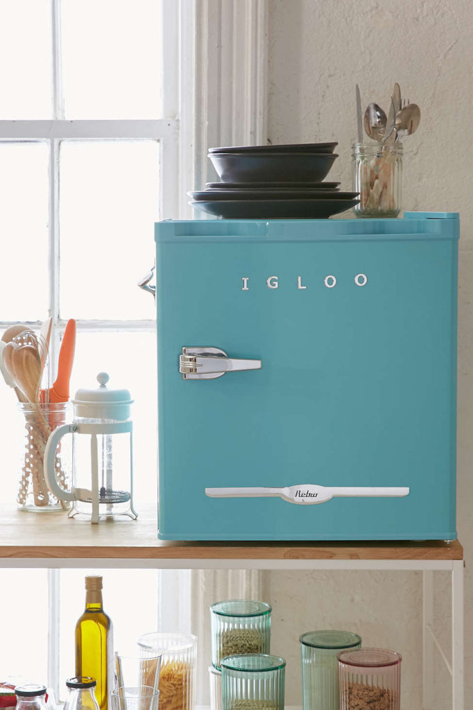 Detail Mini Igloo Refrigerator Nomer 42