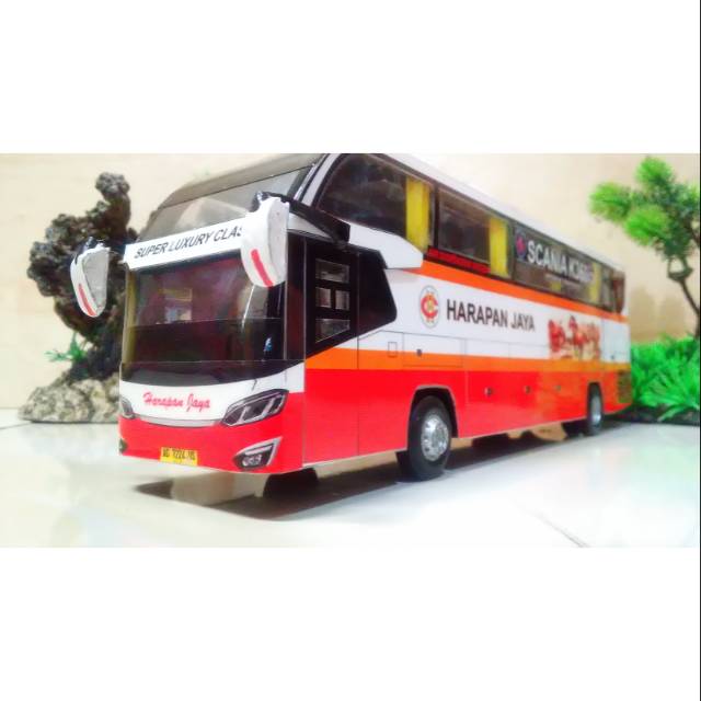 Detail Miniatur Bus Kayu Nomer 26