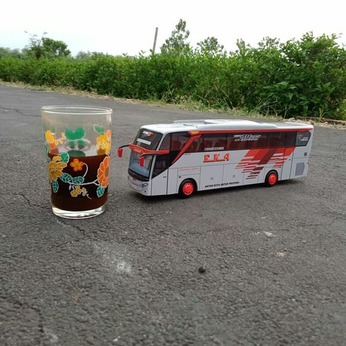 Miniatur Bus Murah - KibrisPDR