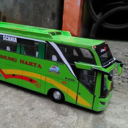 Detail Miniatur Bus Murah Nomer 3