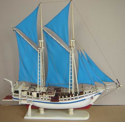 Detail Miniatur Kapal Dari Kayu Sederhana Nomer 20