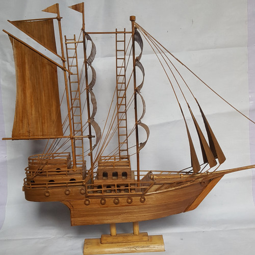 Detail Miniatur Kapal Dari Kayu Sederhana Nomer 52