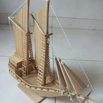 Detail Miniatur Kapal Layar Dari Bambu Nomer 33