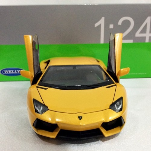 Detail Miniatur Lamborghini Nomer 8