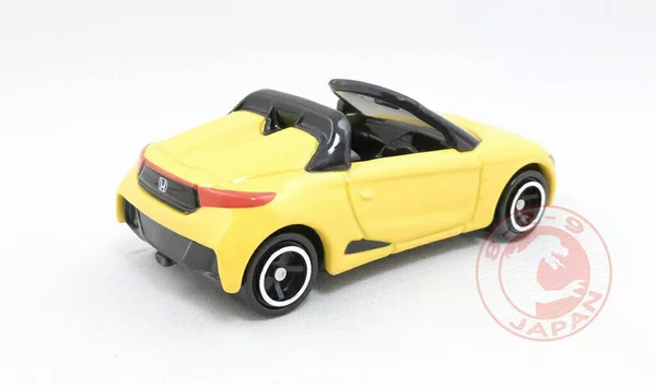 Detail Miniatur Mobil Keren Nomer 44