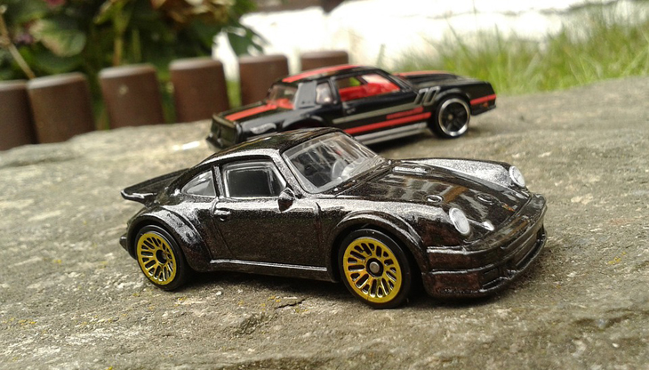 Detail Miniatur Mobil Keren Nomer 6