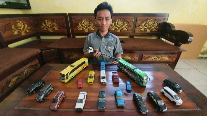 Detail Miniatur Mobil Keren Nomer 52