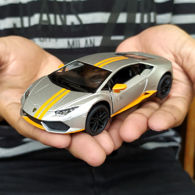 Detail Miniatur Mobil Lamborghini Nomer 32