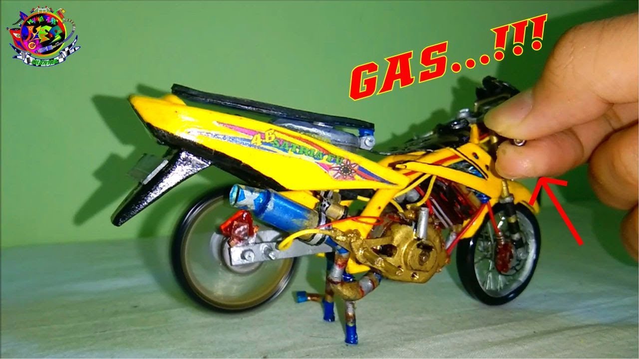 Detail Miniatur Motor Drag Race Nomer 42