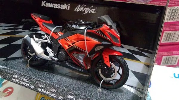 Detail Miniatur Motor Ninja Nomer 38