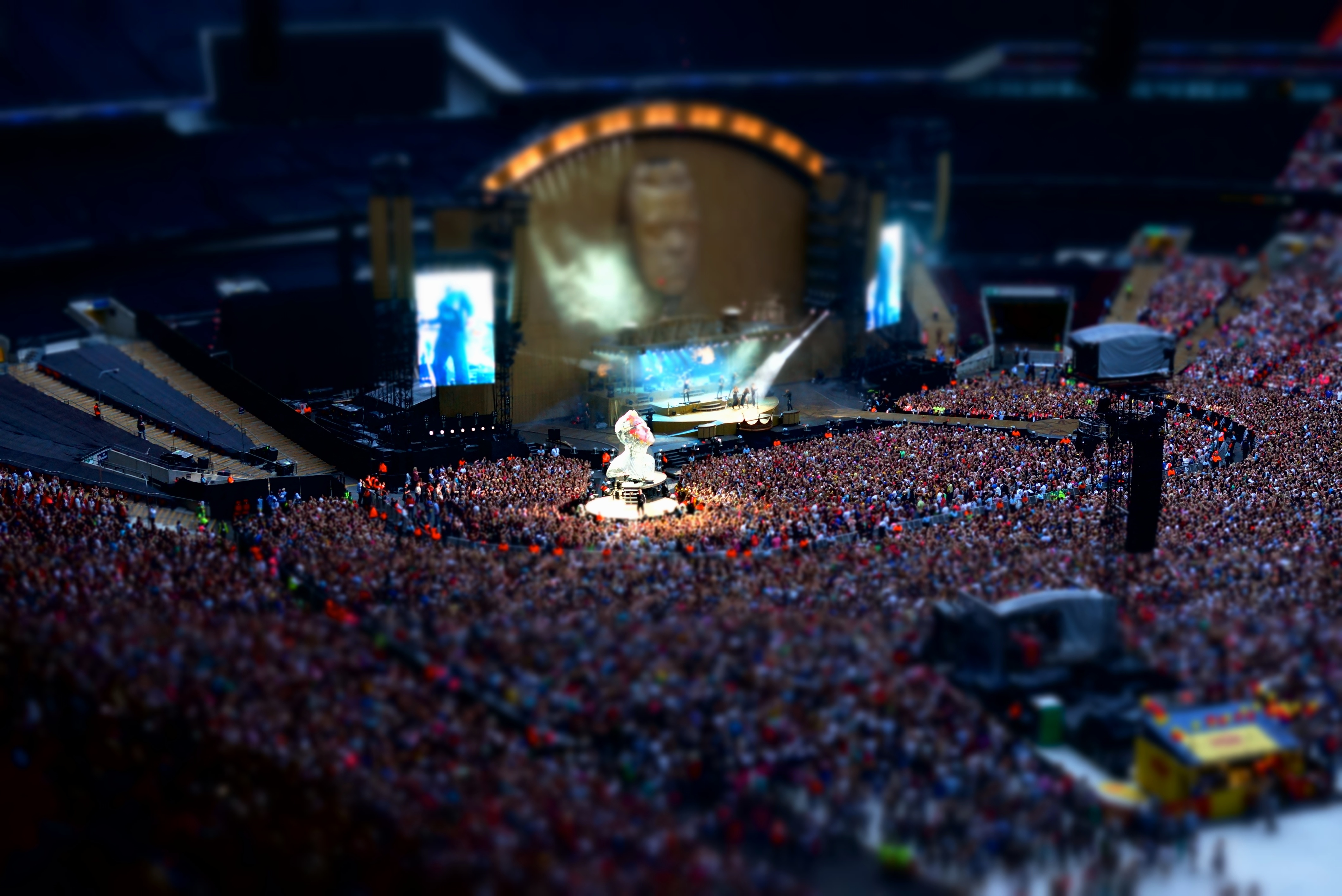 Detail Miniatur Panggung Konser Nomer 34