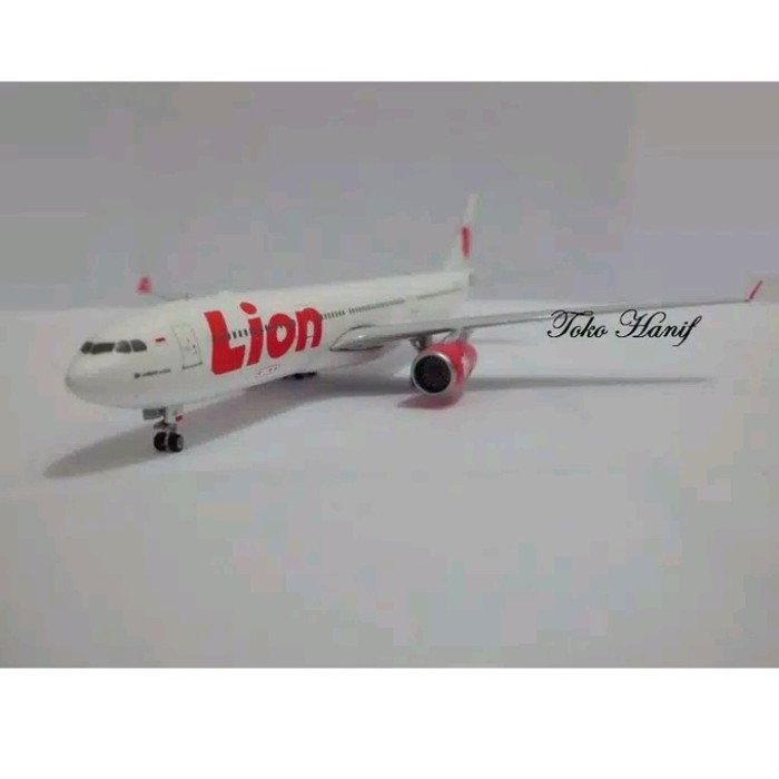Detail Miniatur Pesawat Lion Air Nomer 4