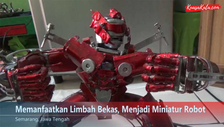 Detail Miniatur Robot Nomer 37