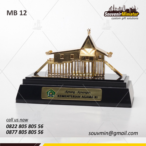 Detail Miniatur Rumah Adat Minangkabau Nomer 38