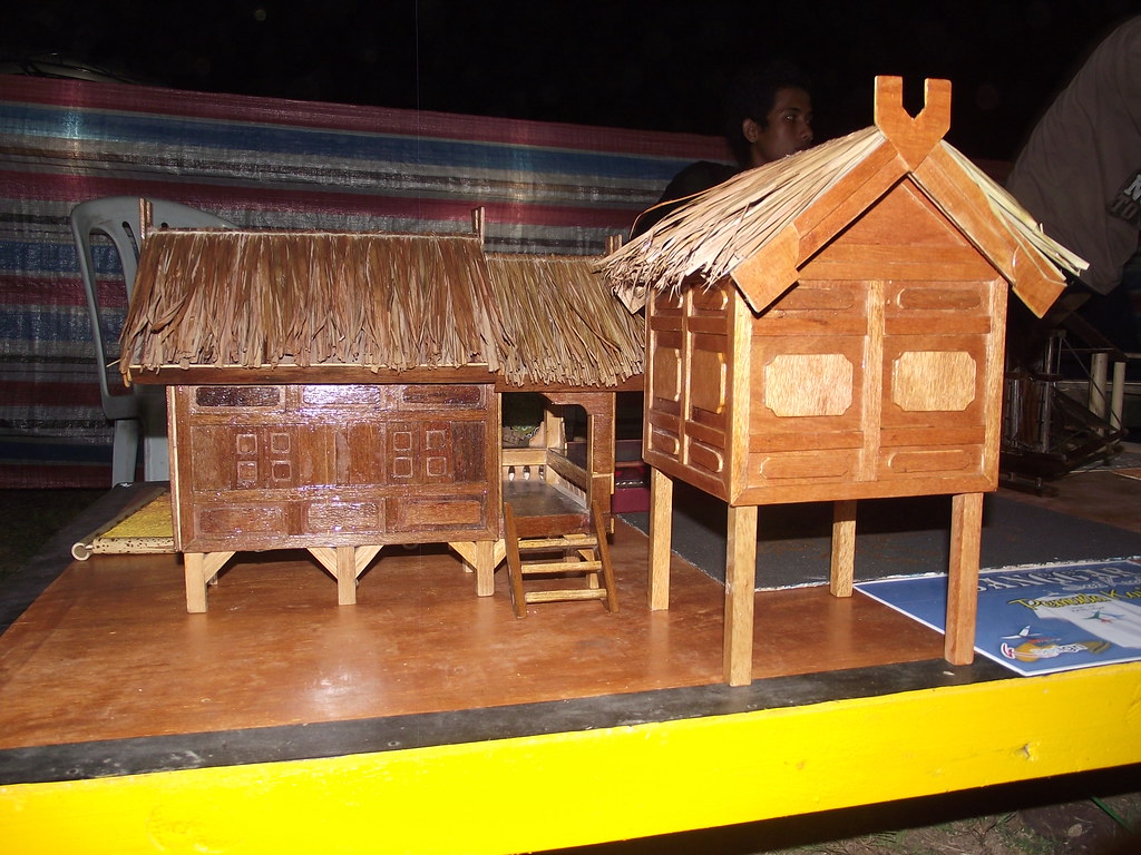 Detail Miniatur Rumah Dari Kayu Nomer 30