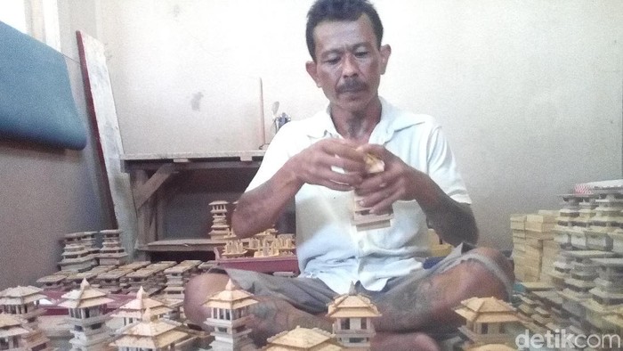 Detail Miniatur Rumah Dari Kayu Nomer 48