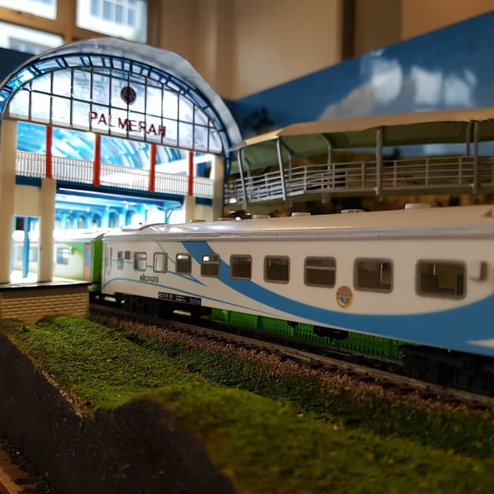 Detail Miniatur Stasiun Kereta Api Nomer 9