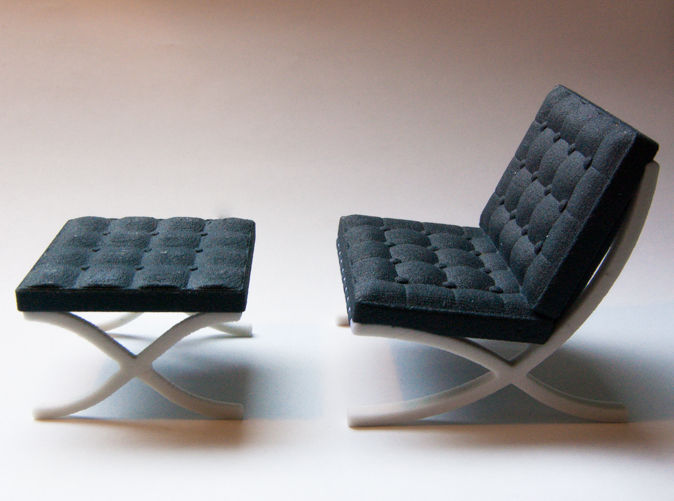 Detail Miniature Barcelona Chair Nomer 11