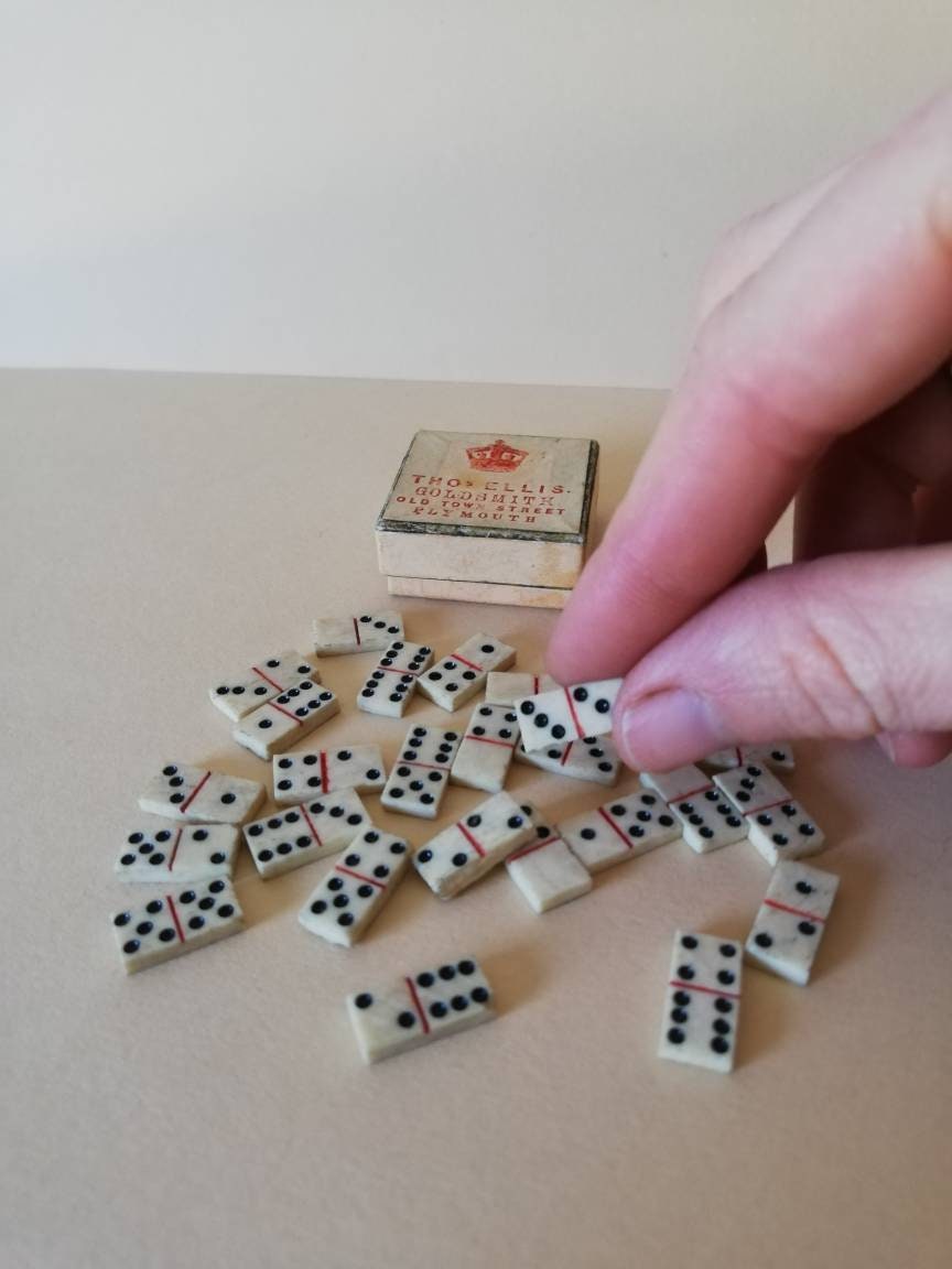 Detail Miniature Dominoes Nomer 32