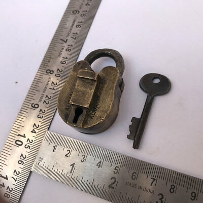 Detail Miniature Padlock And Key Nomer 39