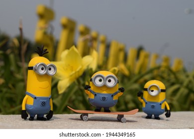 Detail Minion Lucu Bergerak Nomer 27