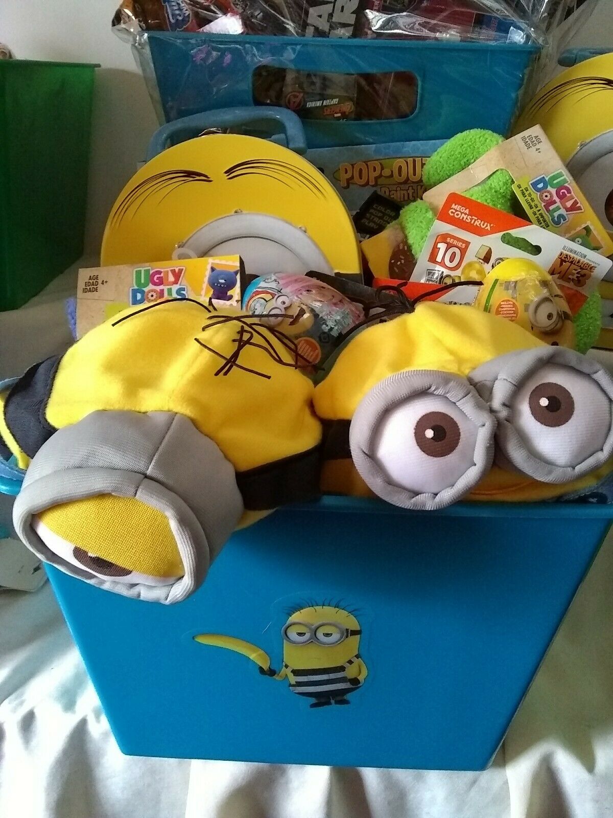 Detail Minions Easter Basket Nomer 5