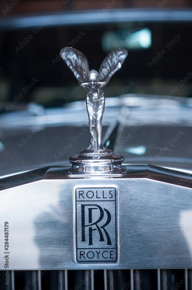 Detail Lambang Rolls Royce Koleksi Nomer 6