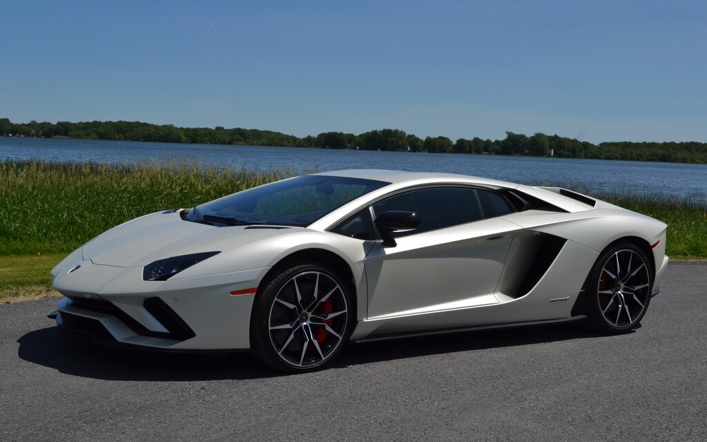 Detail Lamborghini Car Pic Nomer 56