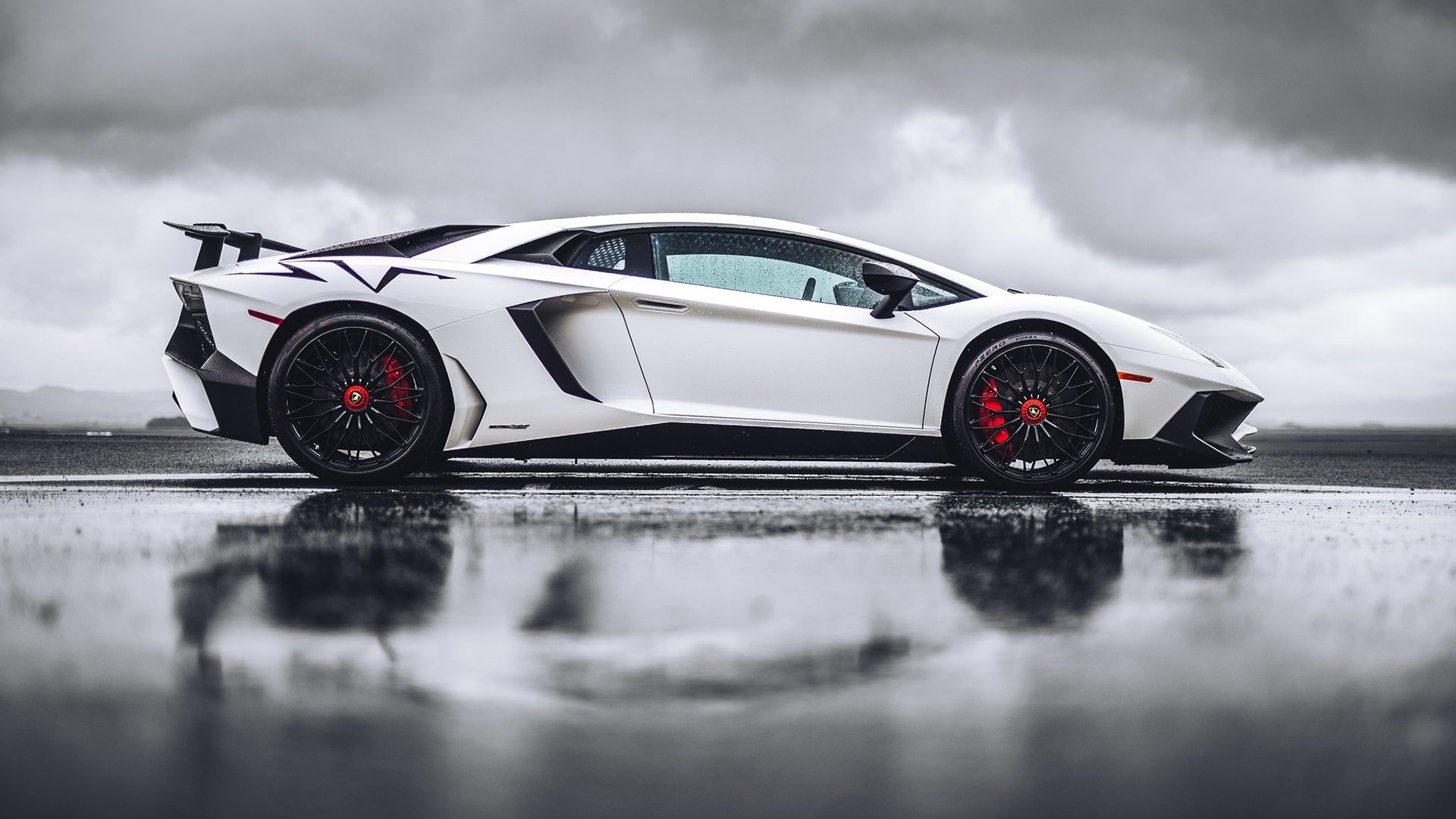 Detail Lamborghini Hd Wallpaper Nomer 19