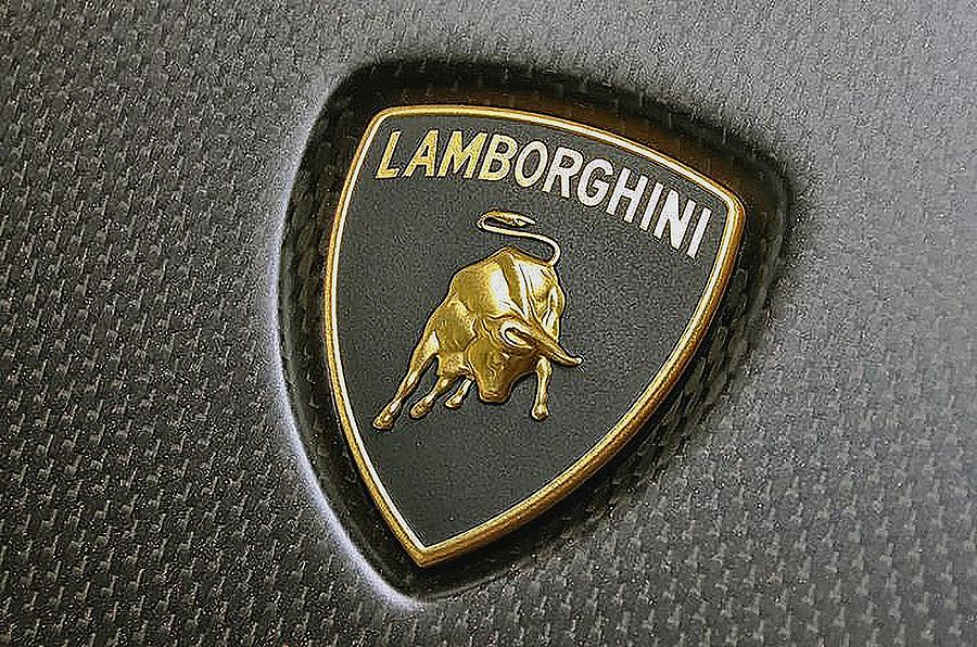 Detail Lamborghini Logo On Car Nomer 33