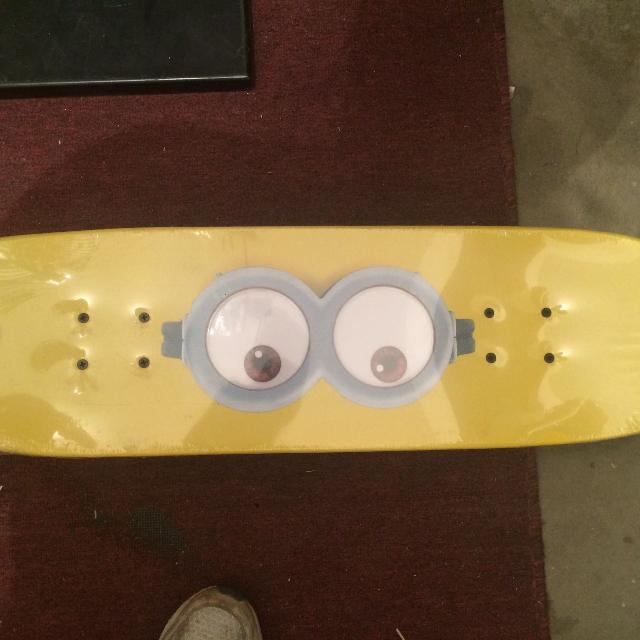 Detail Minions Skateboard Nomer 55