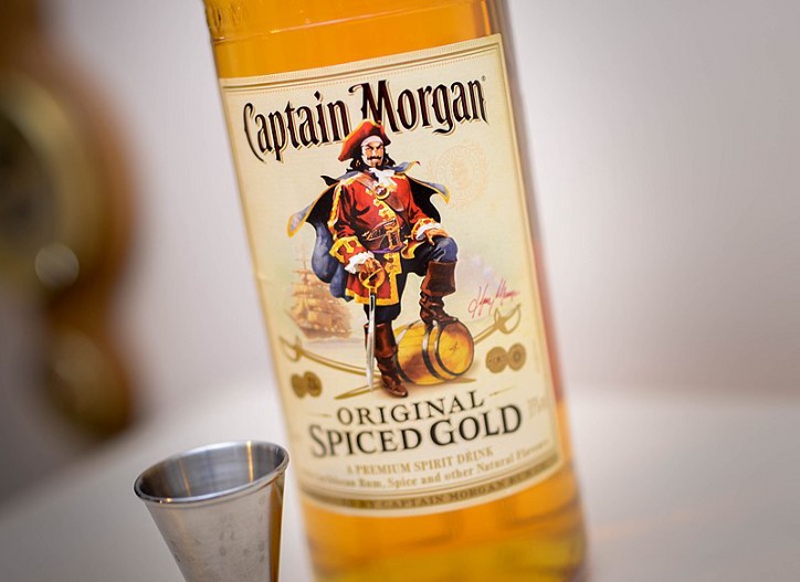 Detail Minuman Keras Captain Morgan Nomer 52