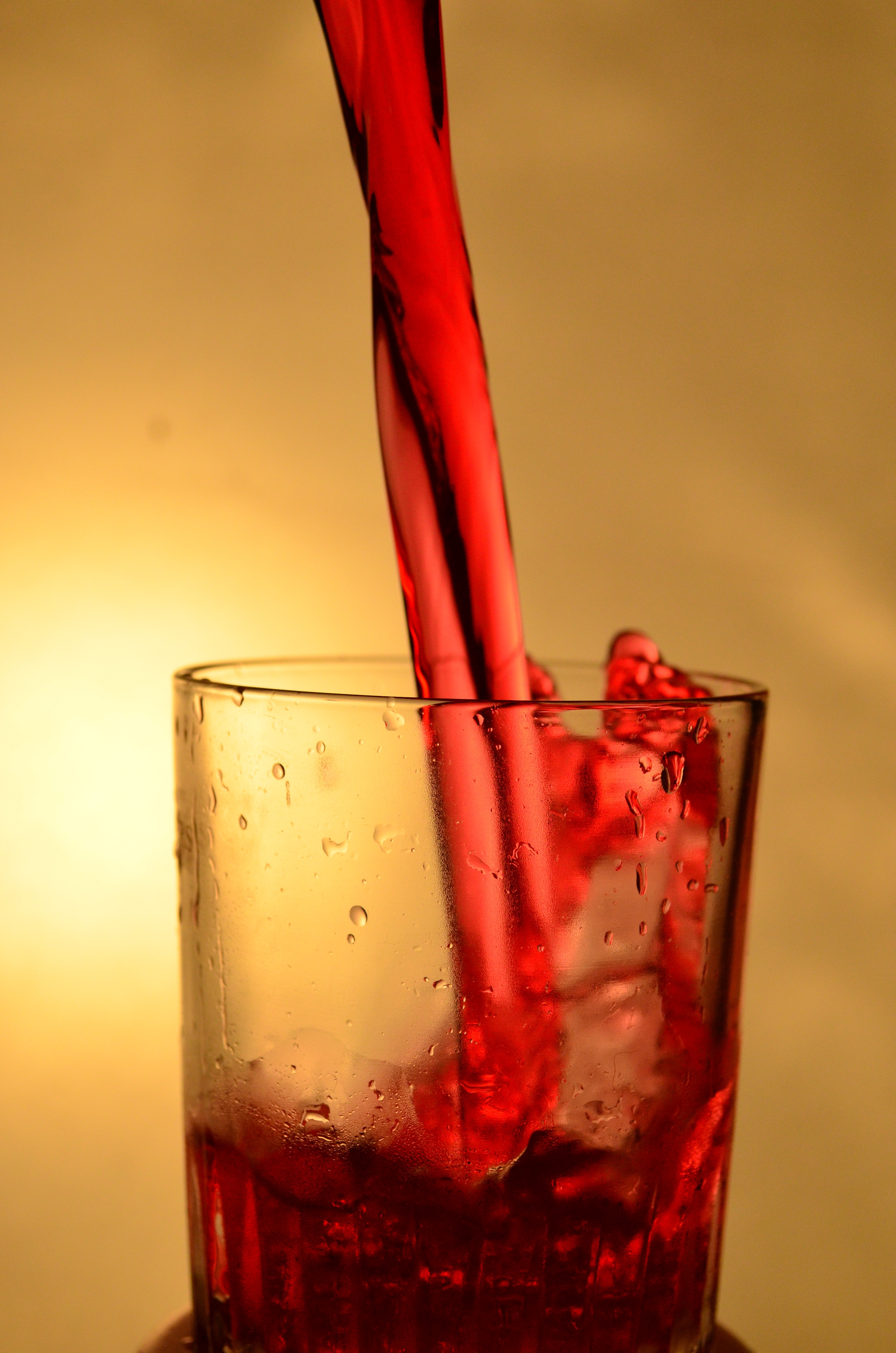 Detail Minuman Warna Merah Nomer 44