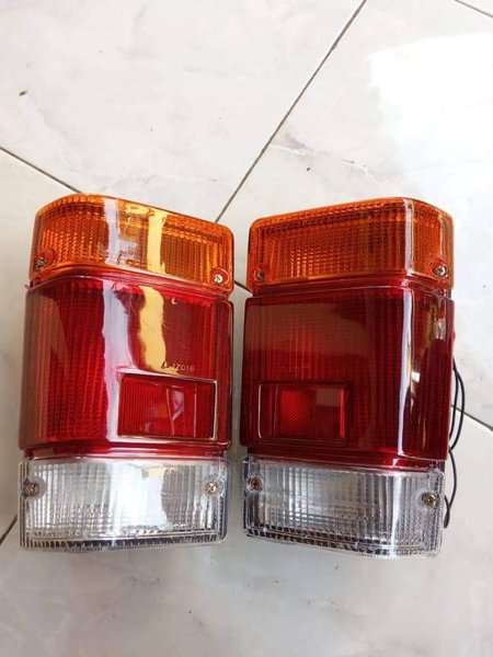 Detail Lampu Belakang Panther Nomer 5