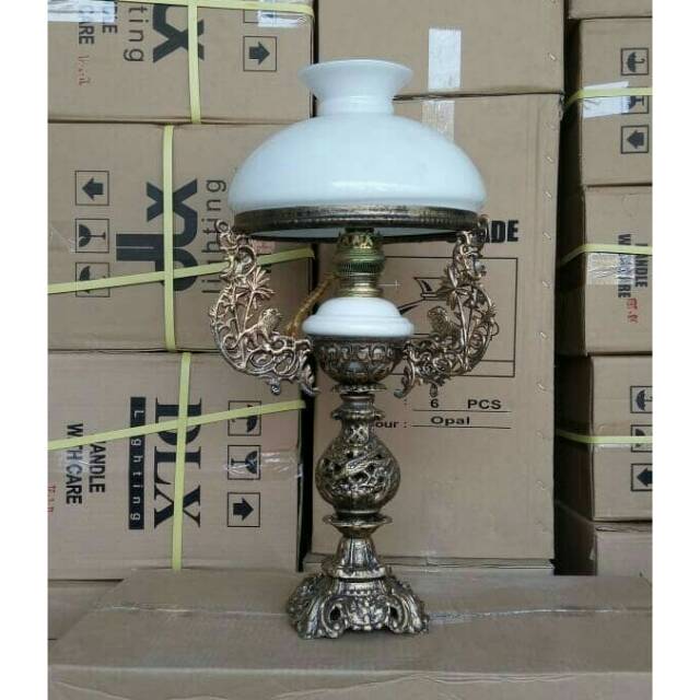 Detail Lampu Kuno Antik Nomer 33