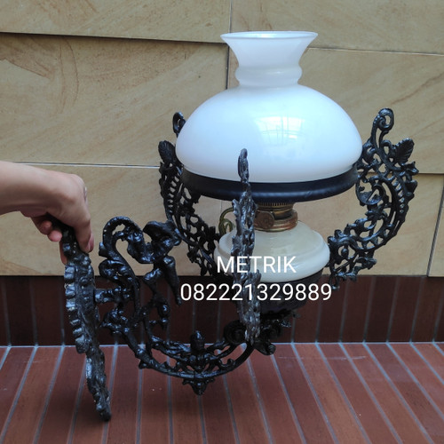 Detail Lampu Kuno Antik Nomer 52