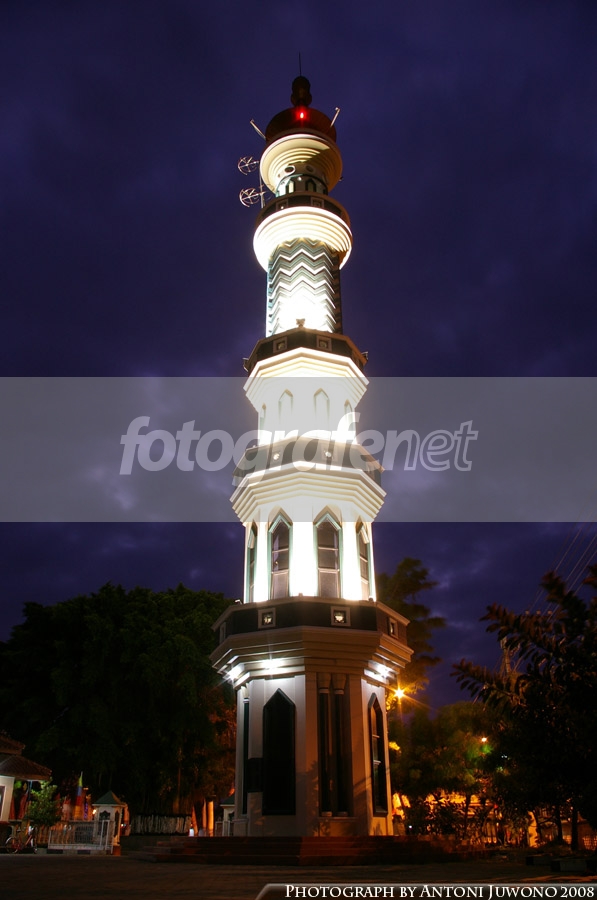 Detail Lampu Menara Masjid Nomer 17