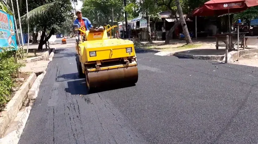 Detail Mobil Aspal Jalan Raya Nomer 26