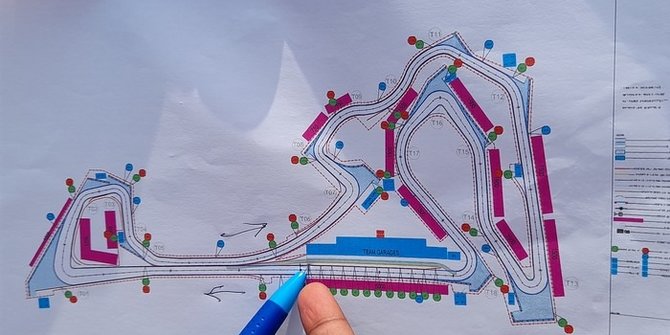 Detail Mobil Aspal Jalan Raya Nomer 56