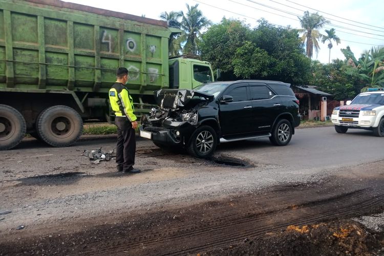 Detail Mobil Batu Bara Nomer 31