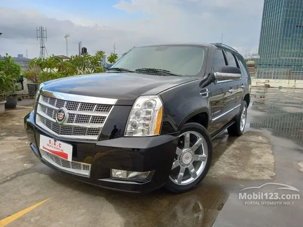 Detail Mobil Cadillac Escalade Esv Nomer 54