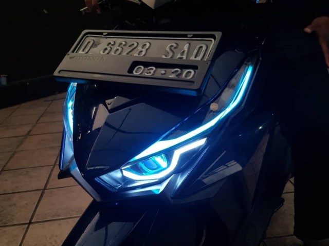 Detail Lampu Variasi Vario Nomer 9