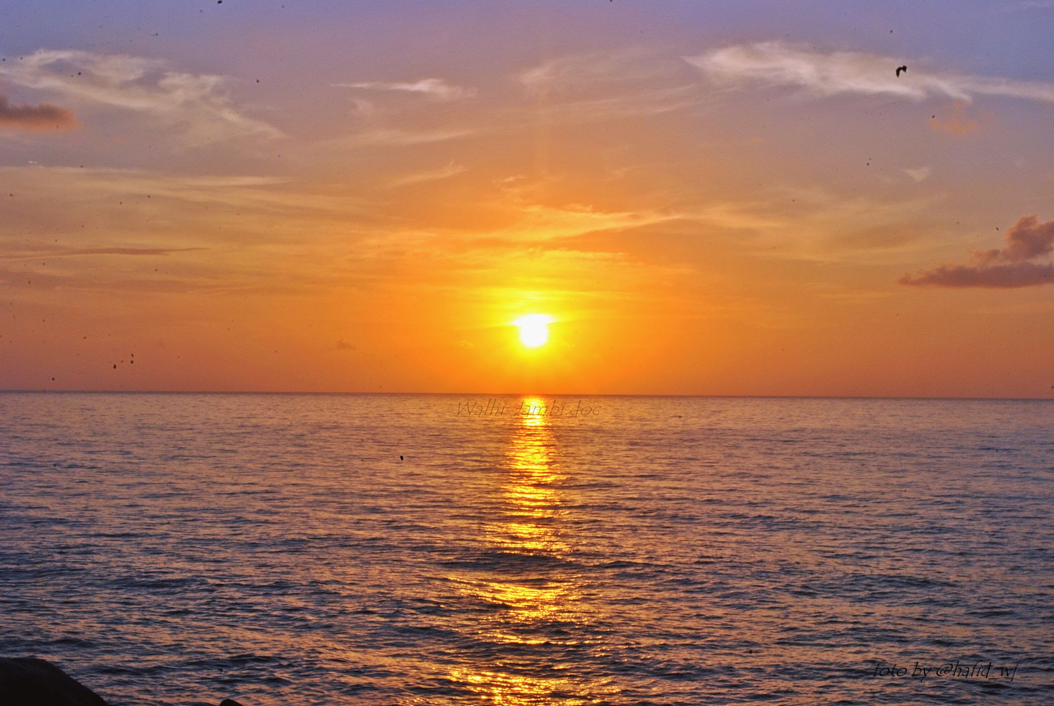 Detail Langit Senja Di Pantai Nomer 2