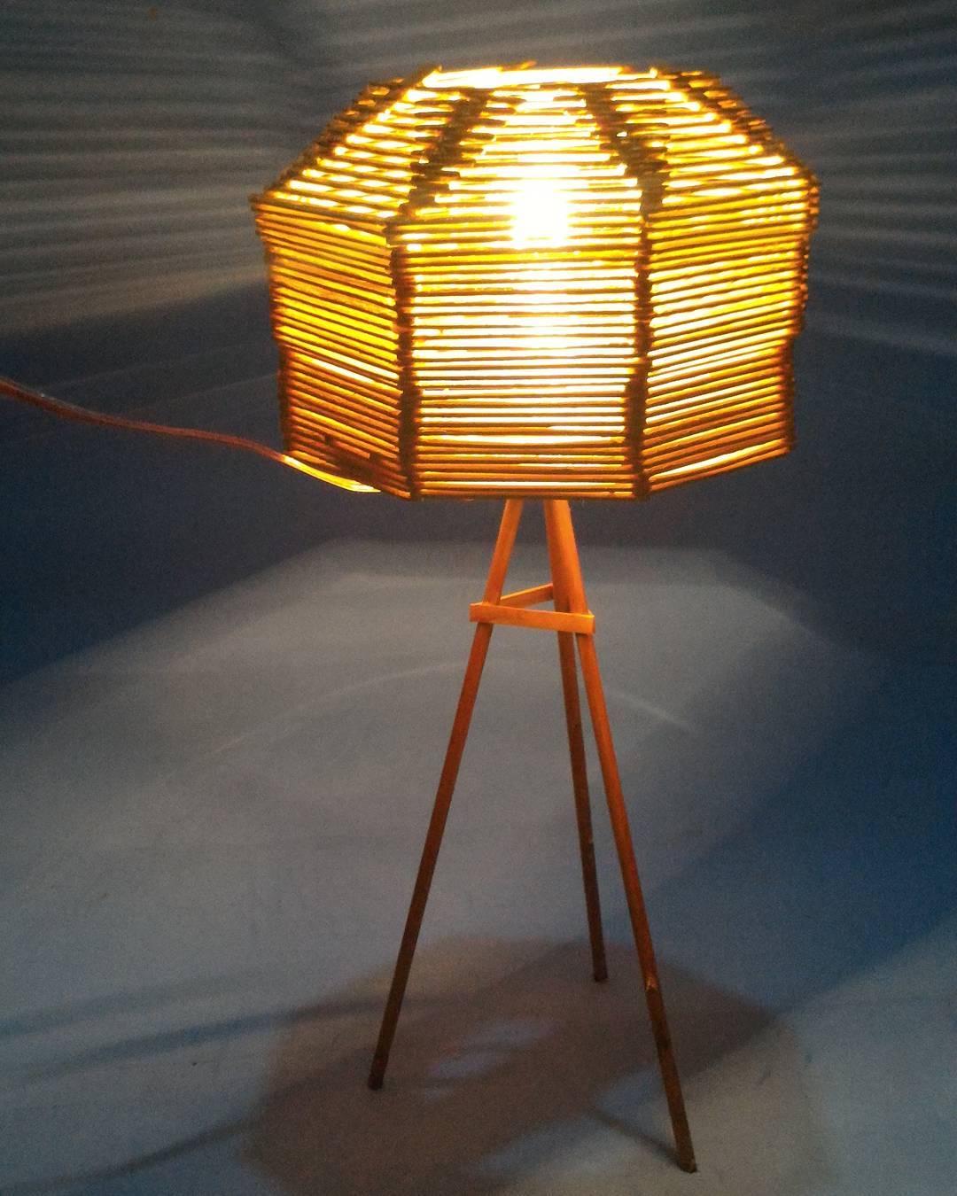 Detail Langkah Langkah Membuat Lampu Hias Dari Stik Es Krim Nomer 10