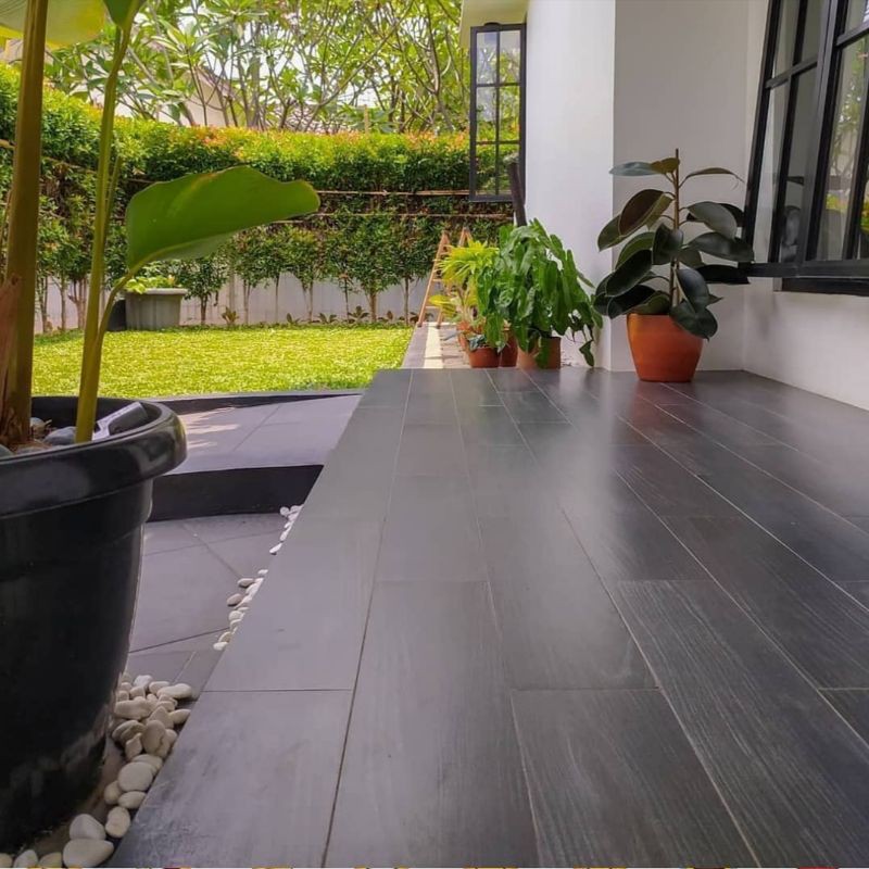 Detail Lantai Keramik Rumah Minimalis Nomer 25