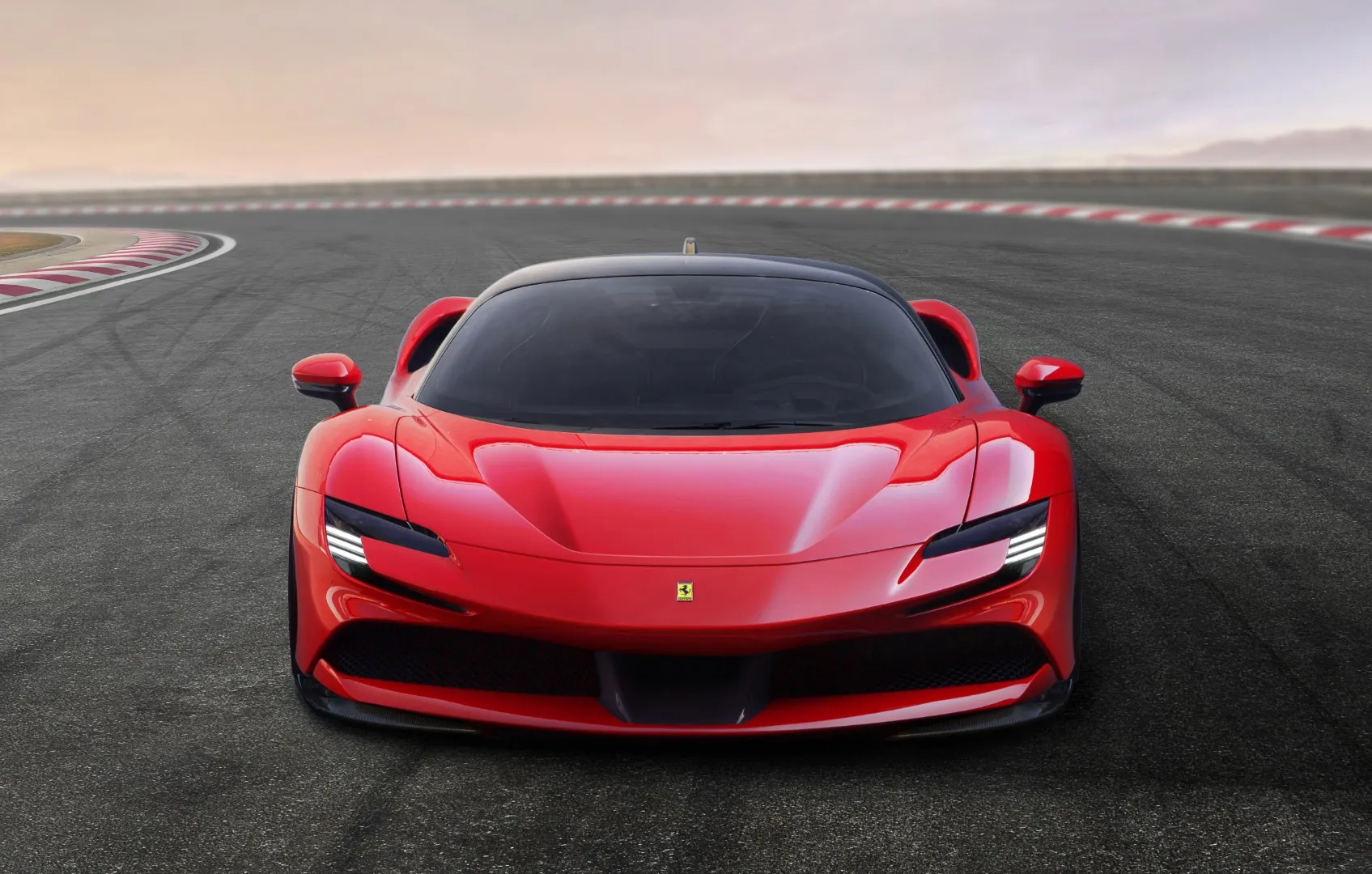 Detail Mobil Ferrari Merah Nomer 21